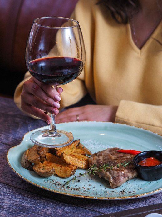 steakhez csak bizonyos vörösborok párosíthatók